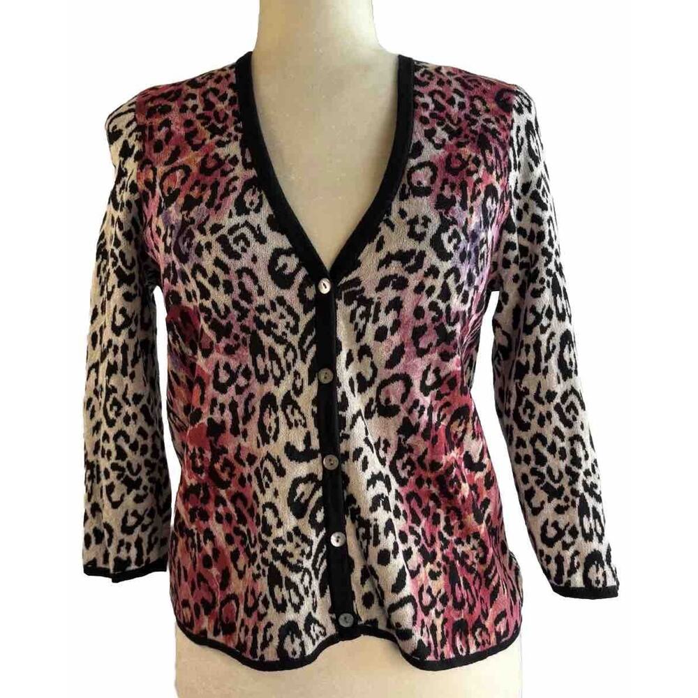 Chico's Sz 1 Cardigan Sweater Pink Black Animal Print 3/4 Sleeve Front Button